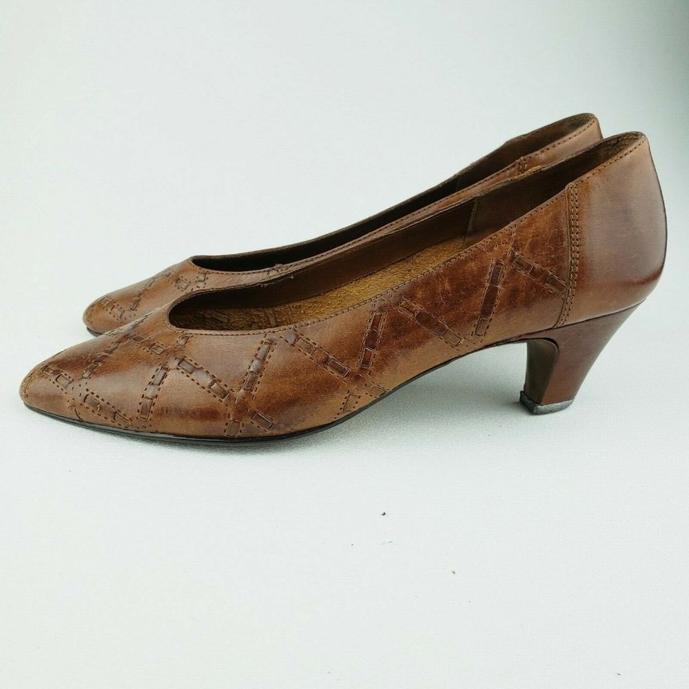 The Leather Collection Leather Weave Heels Pumps